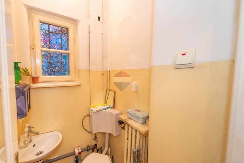 Casă cu 4 camere cu Teren 244 Mp în Domenii