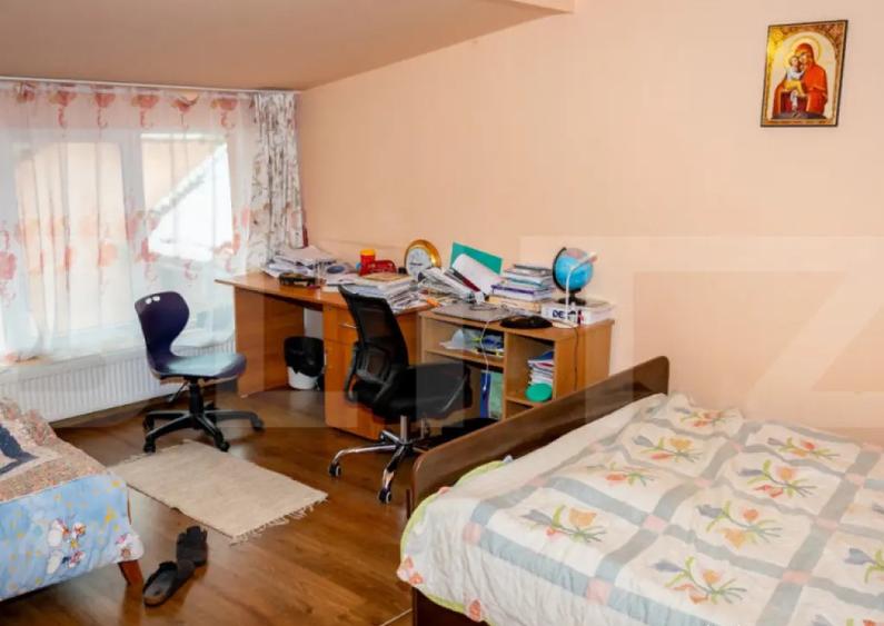 Casă cu 4 camere cu Teren 485 Mp în Central