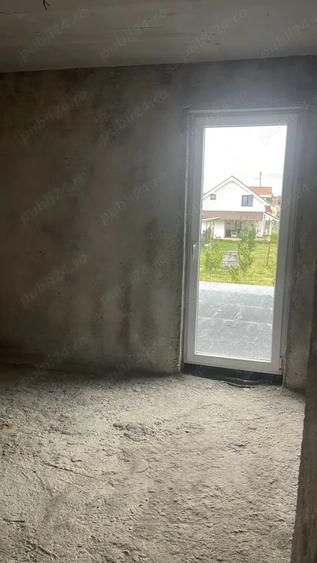 Casă cu 6 camere în Știuca