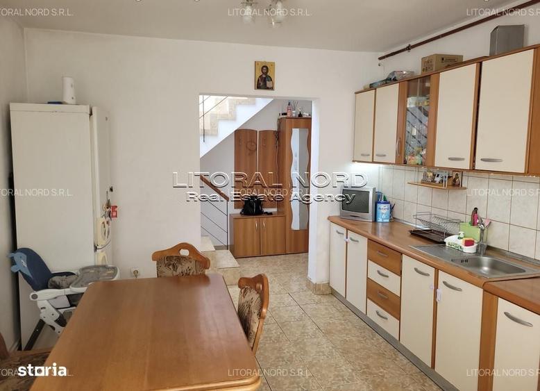 Apartament cu 2 camere decomandat în Poarta 6