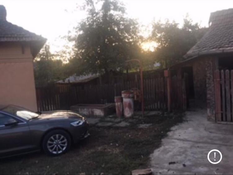 Casă individuală cu 4 camere cu Teren 2000 Mp în Exterior Nord