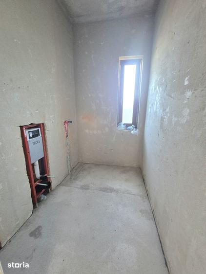 Casă cu 4 camere cu Teren 317 Mp în Central