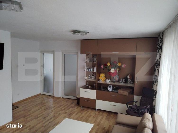 Casă cu 4 camere în Valea