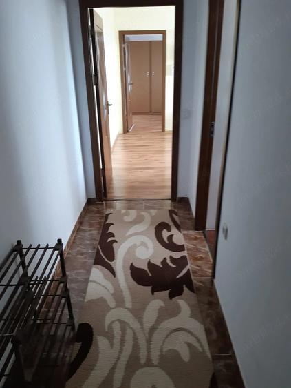Apartament cu 2 camere semidecomandat în George Enescu