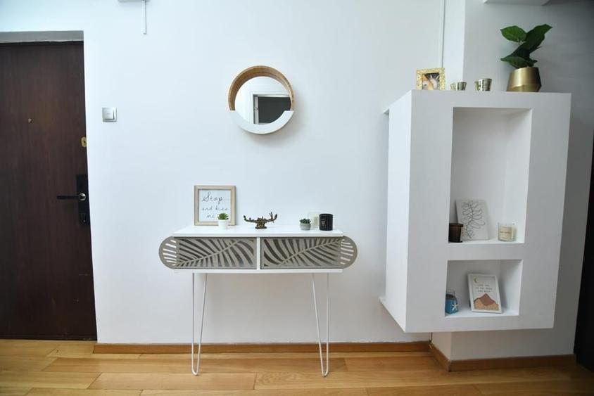 Apartament cu 3 camere decomandat, mobilat în 13 Septembrie