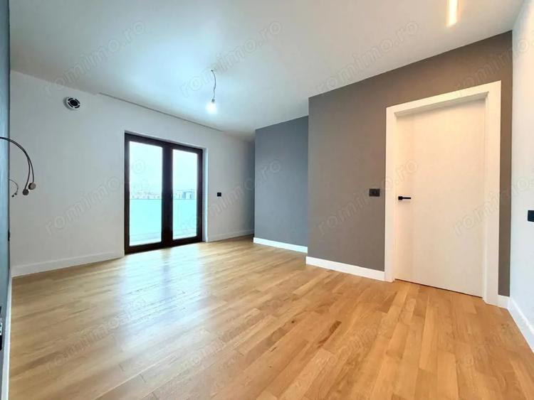 Casă cu 5 camere cu Teren 600 Mp în Buziașului