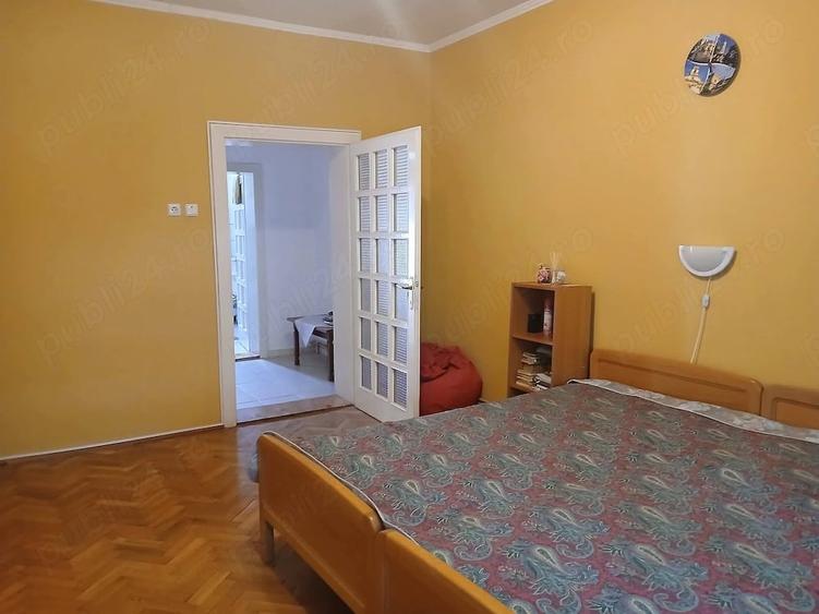 Casă cu 4 camere cu Teren 128 Mp în Central