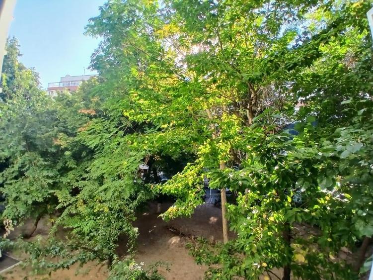 Apartament cu 2 camere decomandat, mobilat în Dorobanți