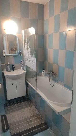 Apartament cu 2 camere decomandat în Bartolomeu