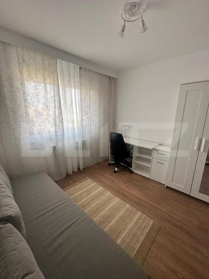Apartament cu 3 camere decomandat, mobilat în Circumvalațiunii