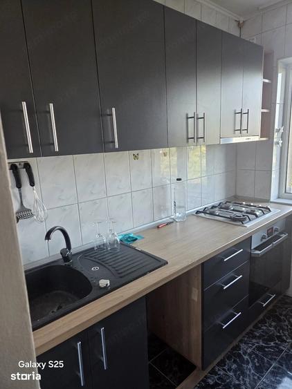 Apartament cu 2 camere decomandat în Berceni