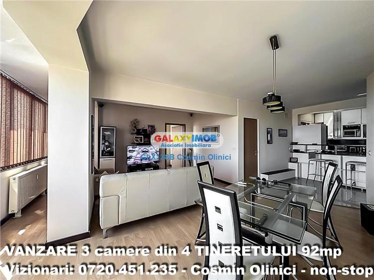 Apartament cu 3 camere semidecomandat, mobilat în Tineretului