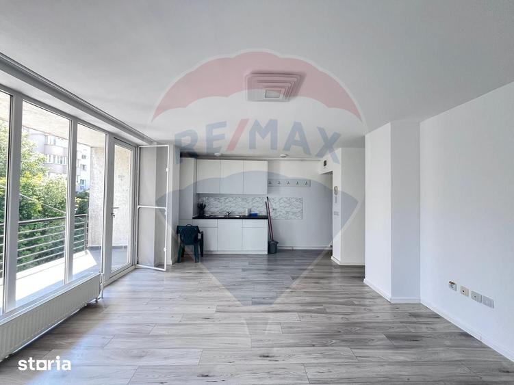 Spa?iu birouri / comercial 56mp de inchiriat in zona Vitan Mall - 1