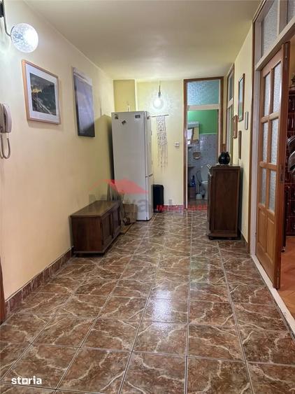 Apartament cu 3 camere decomandat în Ultracentral