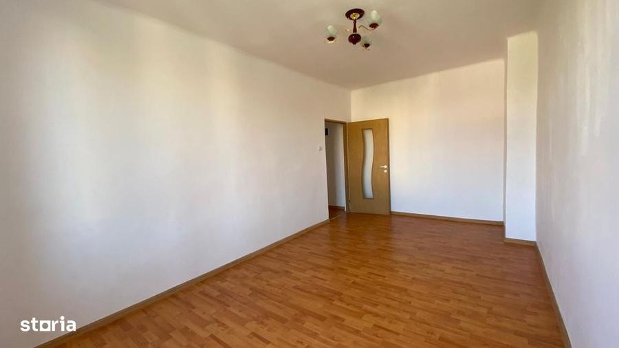 Apartament 2 camere, curte, Tractorul, Brasov - 1