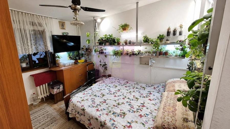 Apartament cu 3 camere semidecomandat în Brâncoveanu
