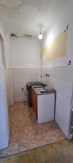 Casă individuală cu 3 camere cu Canalizare în Central