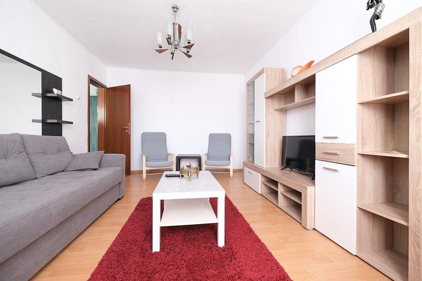 Apartament cu 2 camere decomandat, mobilat în Băneasa — fotografia 3