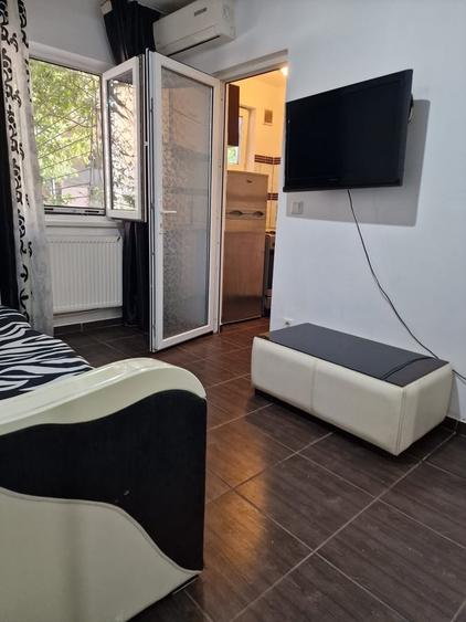 Garsonieră semidecomandată în Rahova