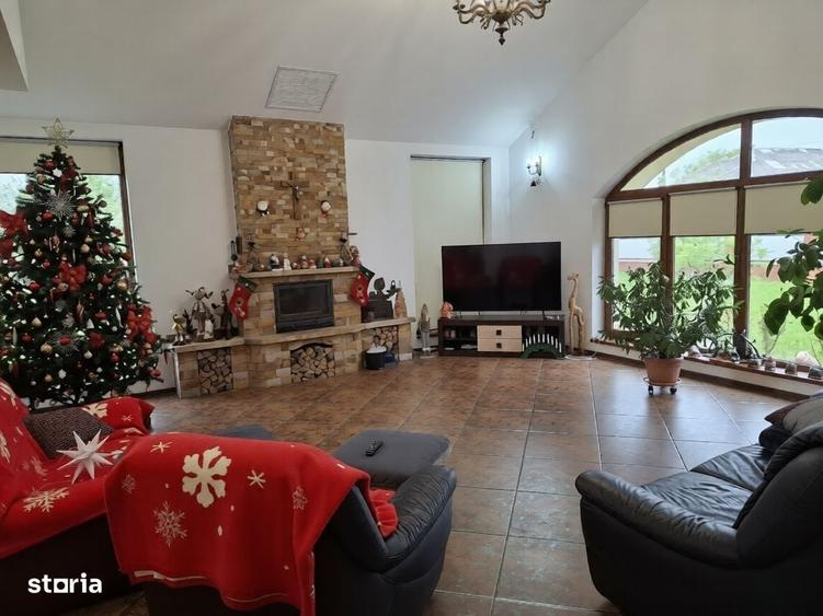 Casă cu 4 camere în Hideaga