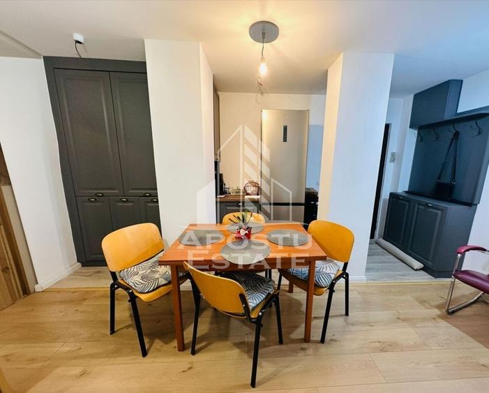 Apartament cu 3 camere decomandat, mobilat în Bucovina