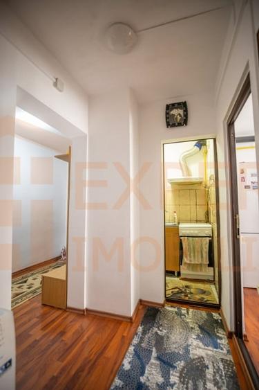 Apartament 2 camere de vânzare în zona Pod Butelii - Blocul SR - 16