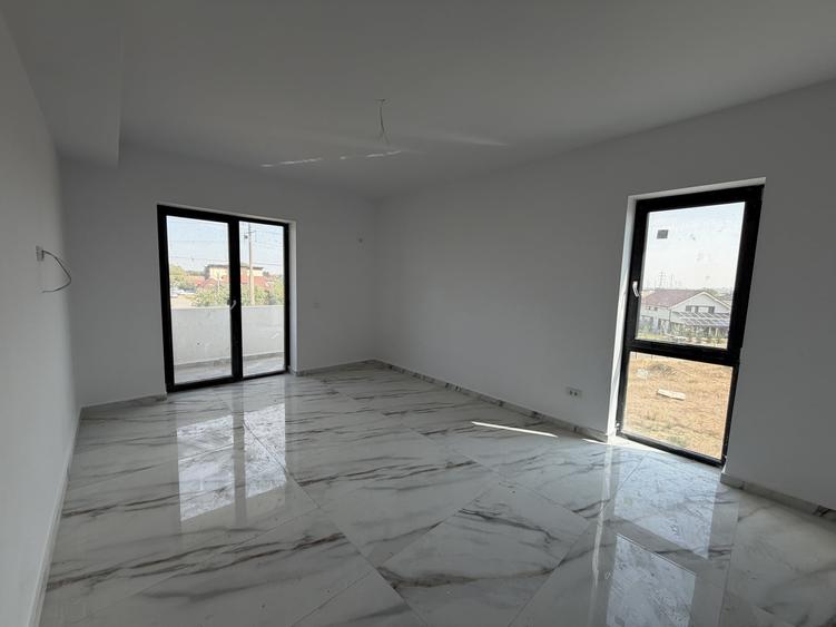Apartament cu 2 camere decomandat în Giroc