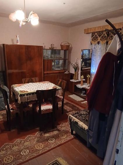 Casă cu 3 camere în Monor