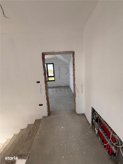 Casă cu 4 camere cu Teren 333 Mp în Central