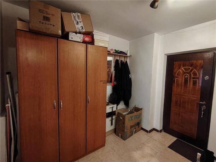 Apartament cu 2 camere decomandat, mobilat în Dristor