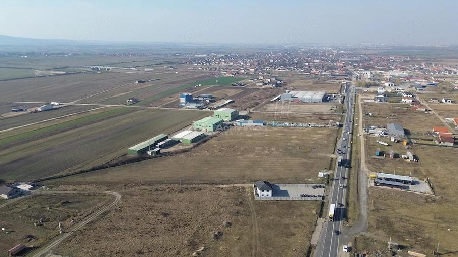 Teren de 11480 mp, în Oșorhei
