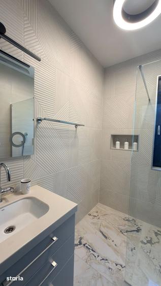 Casă cu 4 camere cu Teren 300 Mp în Sud