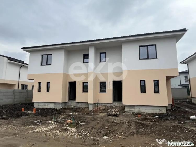 Casă cu 4 camere cu Teren 250 Mp în Corbeanca