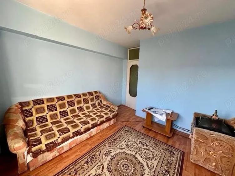 Apartament cu 3 camere decomandat în Unirii