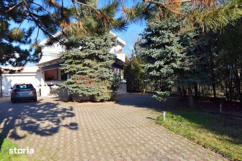 Casă cu 5 camere cu Piscina în Dămăroaia