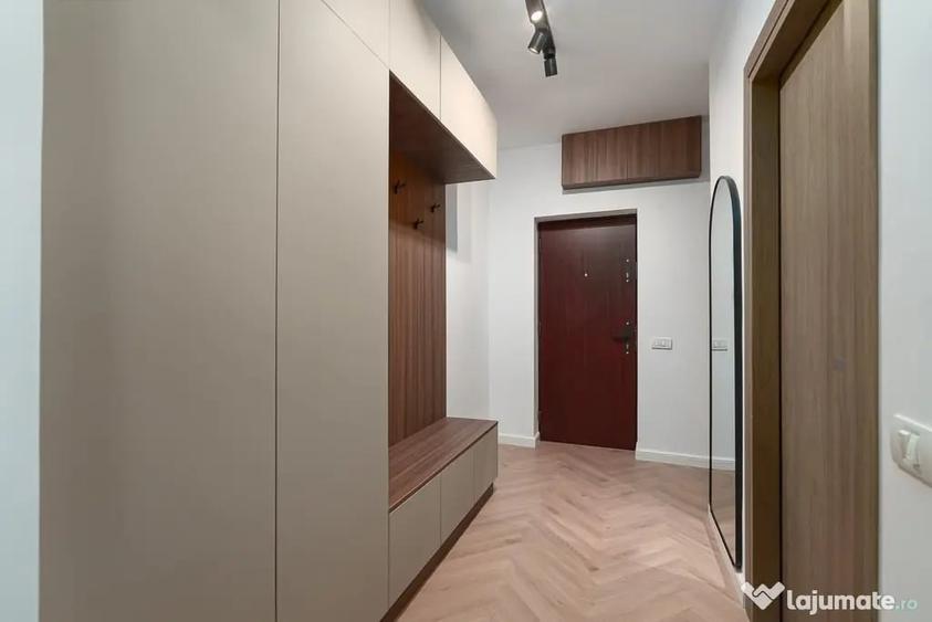 Apartament cu 2 camere semidecomandat în Universitate