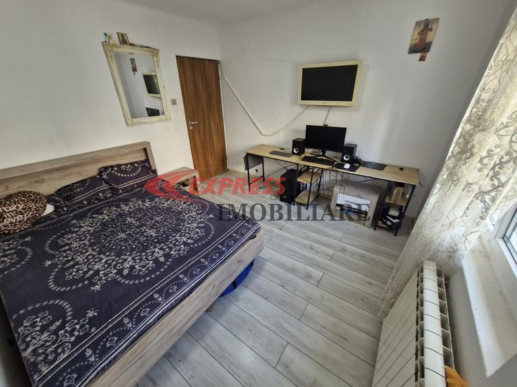 Apartament cu 3 camere decomandat, mobilat în Vitan Mall