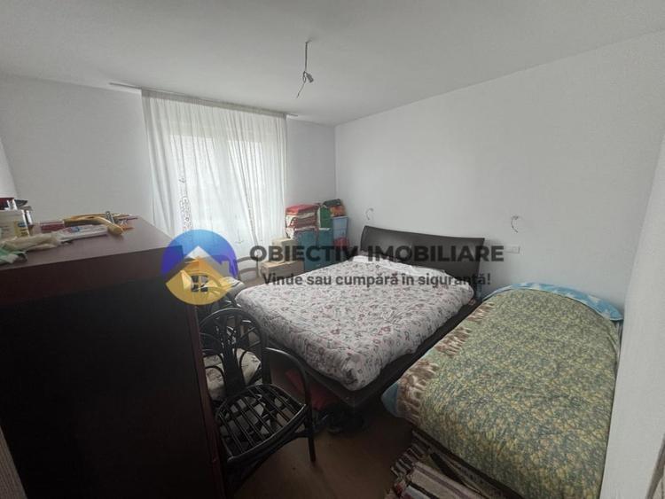 Casă individuală cu 4 camere cu Teren 1800 Mp în Grumăzești