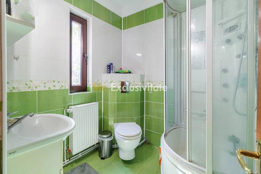 Apartament cu 3 camere semidecomandat în Adunații-Copăceni
