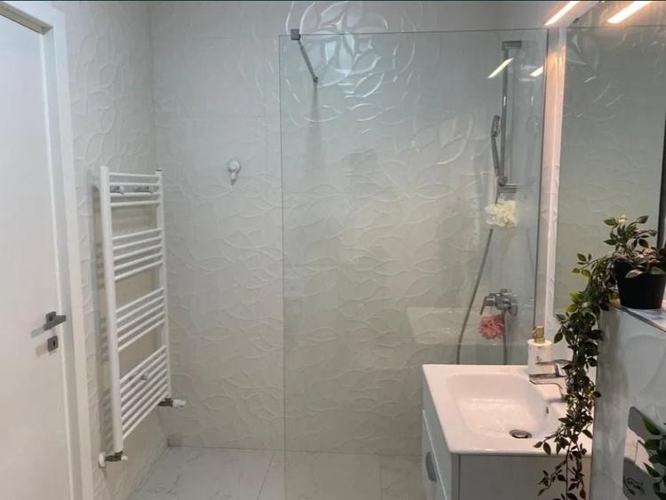 Apartament cu 2 camere semidecomandat, mobilat în Pipera