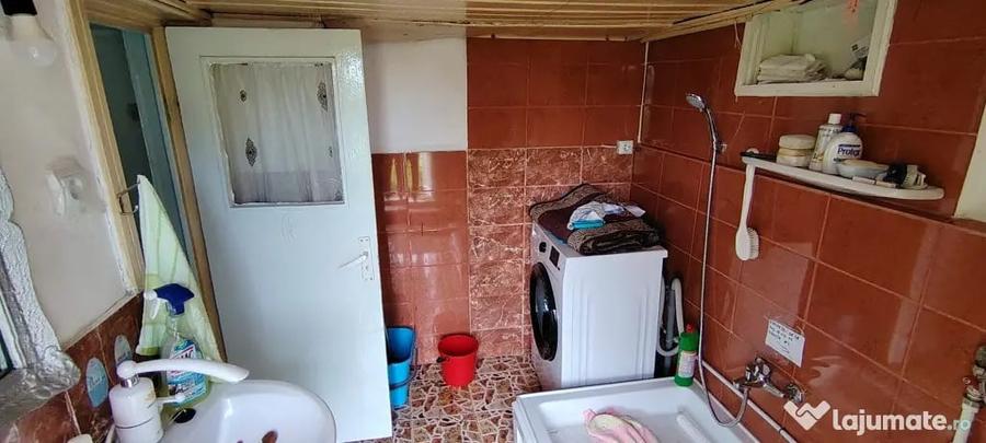 Casa locuibila in oras cu 1000mp teren - 2