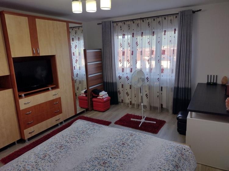 Inchiriez apartament 2 camere decomandat,bloc nou, 5 minute de aeroport - 3