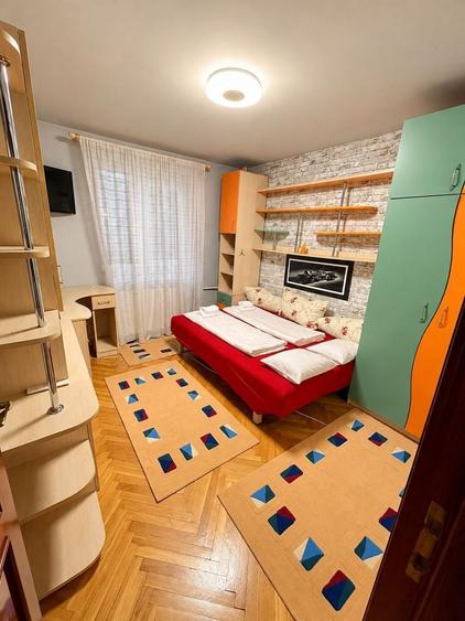 Apartament cu 3 camere decomandat în Iosia