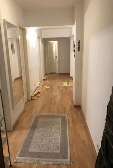 Apartament cu 4 camere, mobilat în 13 Septembrie