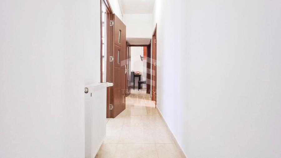 Apartament cu 3 camere decomandat, mobilat în Ferentari
