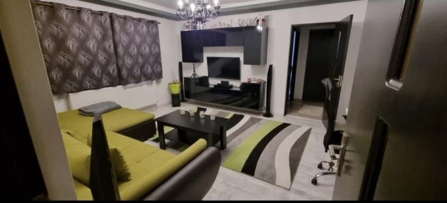Apartament cu 2 camere semidecomandat în Ciucului