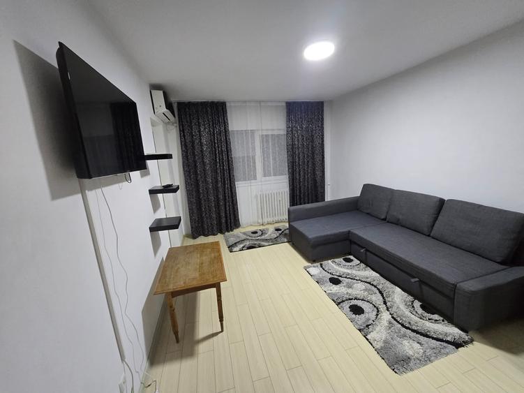 Garsonieră decomandată, mobilată în Basarabia