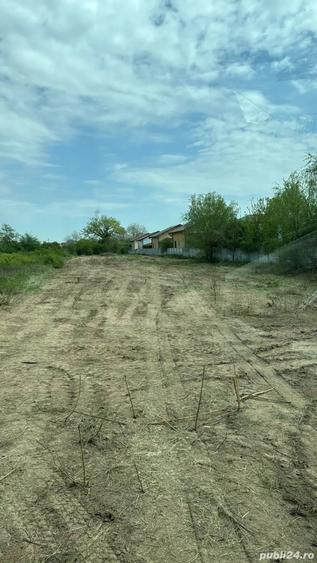 Teren de 400 mp, în Săbăreni