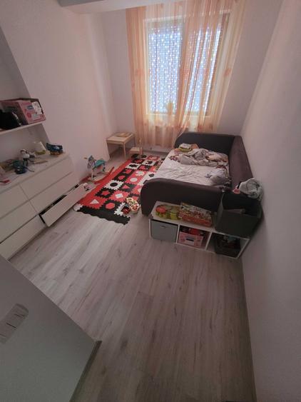 Inchiriez apartament 3 camere Aparatorii patriei - 6