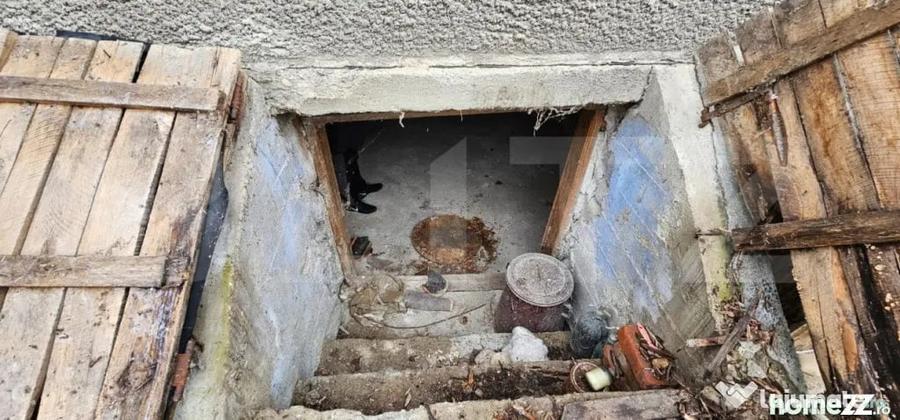 Casă cu 2 camere cu Teren 1200 Mp în Central